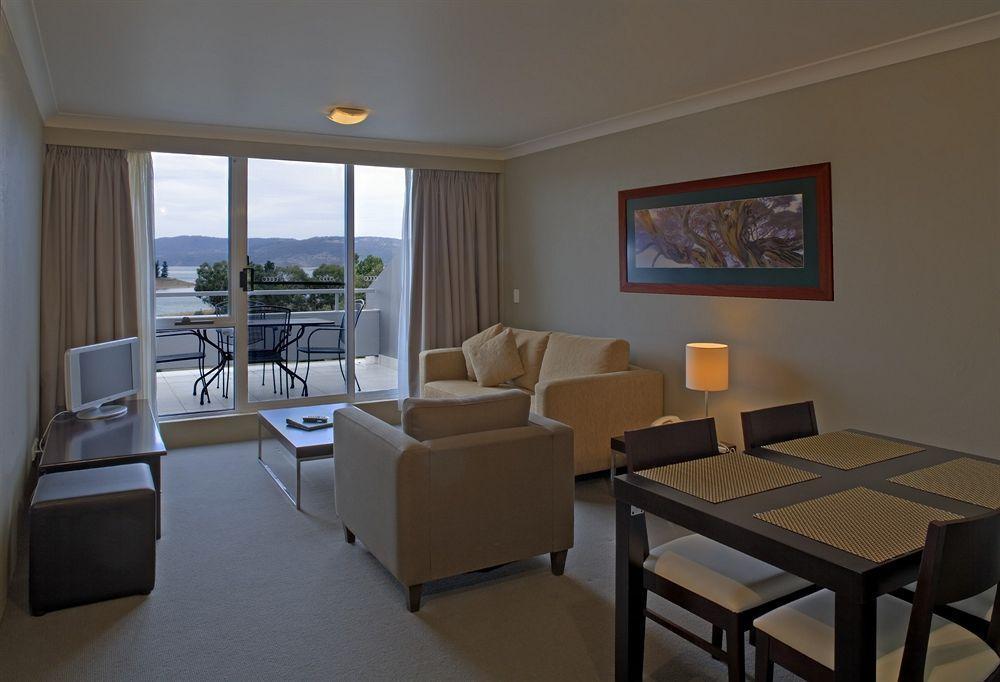 Horizons Lake Jindabyne Rum bild